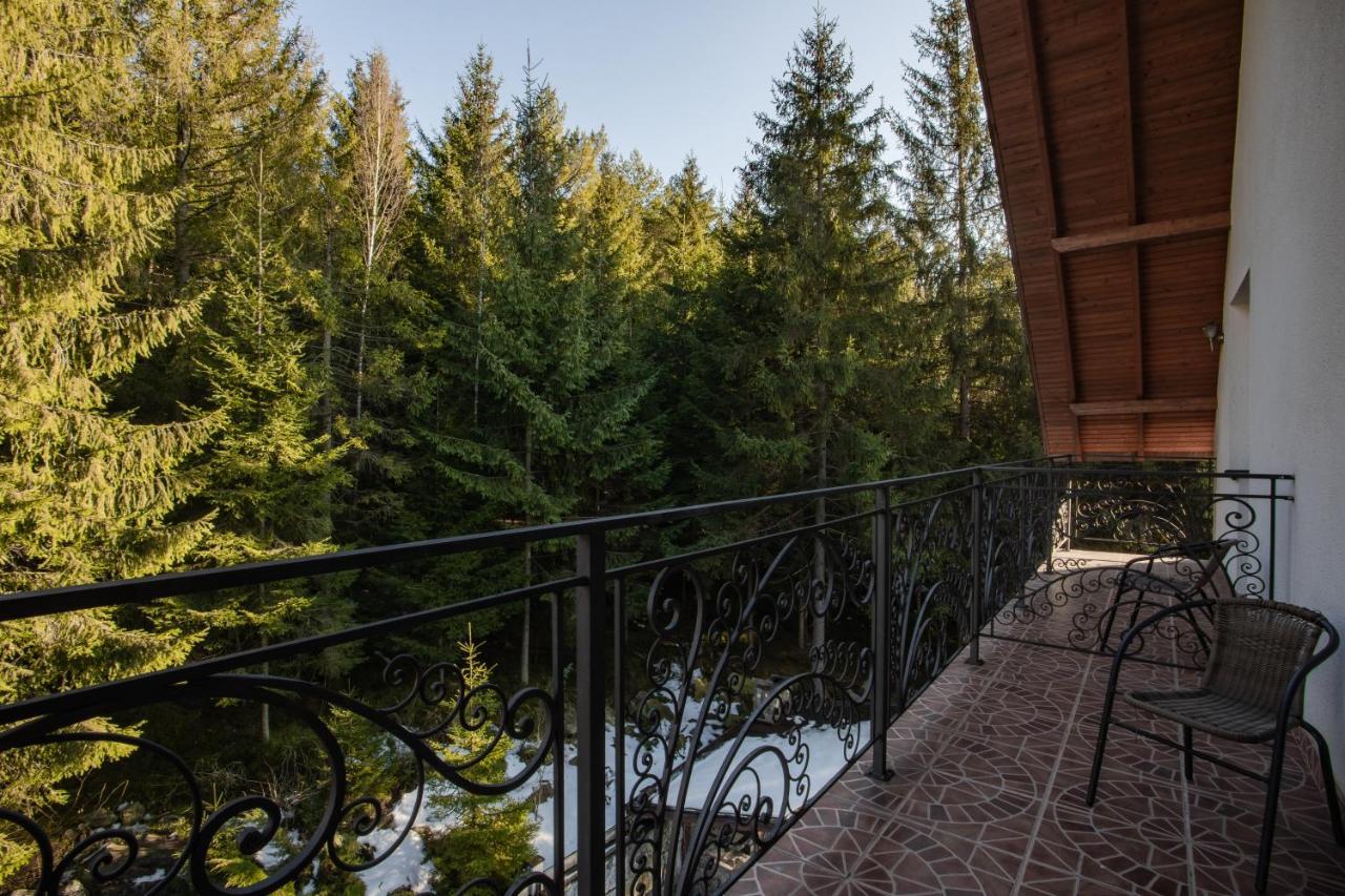 Wellland Hotel Yaremche Exterior foto
